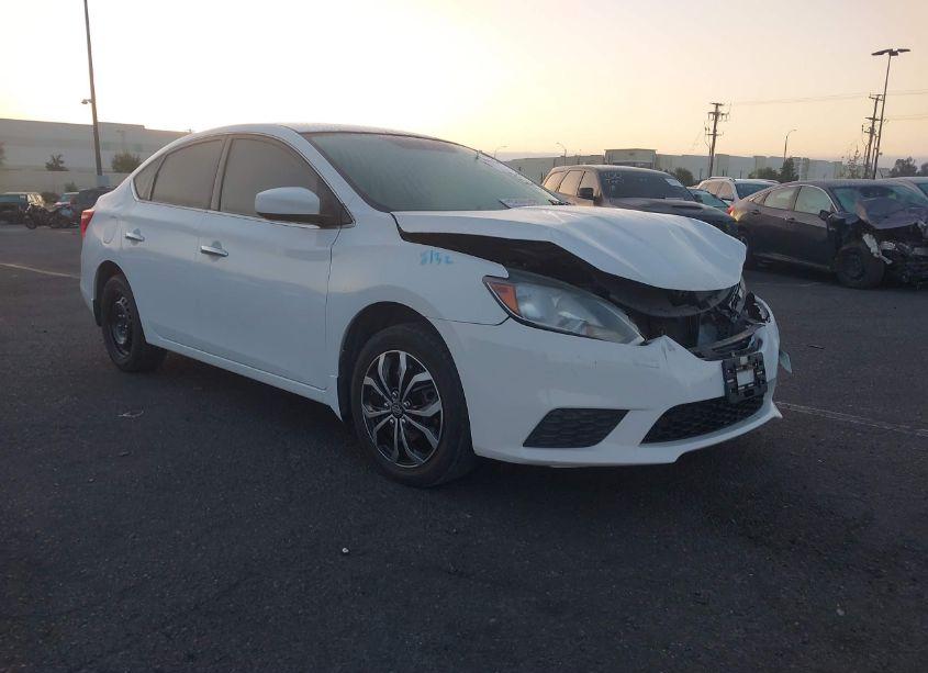 2016 Nissan Sentra S (VIN 3N1AB7AP2GY271941) main photo