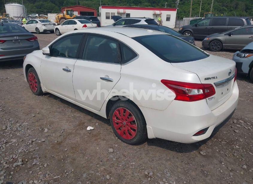 Photo 3 of 2016 Nissan Sentra SV (VIN 3N1AB7AP2GY273818)