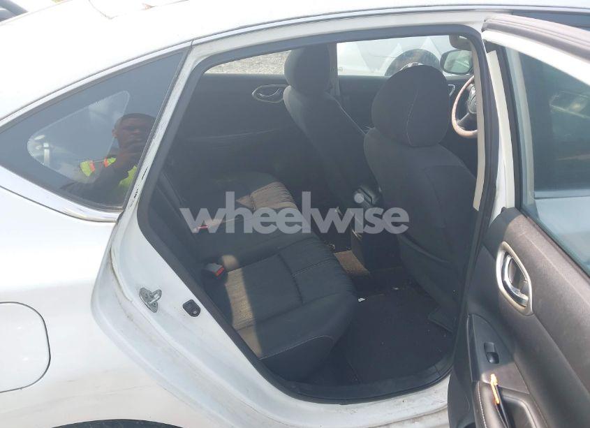 Photo 8 of 2016 Nissan Sentra SV (VIN 3N1AB7AP2GY273818)