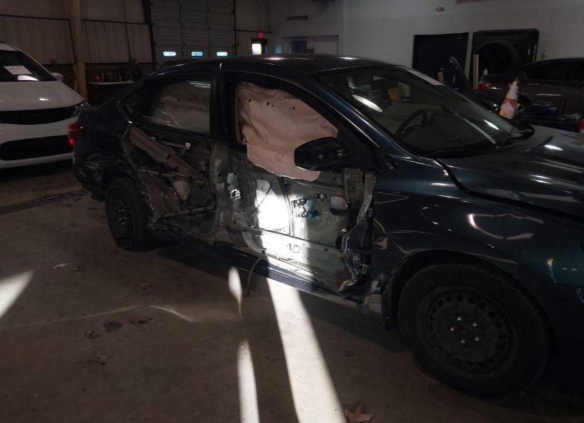 Photo 6 of 2016 Nissan Sentra SV (VIN 3N1AB7AP2GY277545)