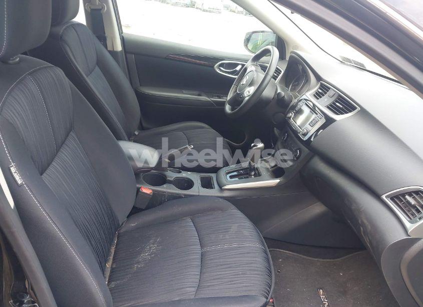 Photo 5 of 2016 Nissan Sentra SV (VIN 3N1AB7AP2GY287301)