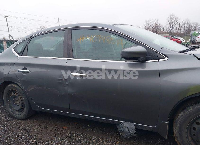 Photo 13 of 2016 Nissan Sentra S (VIN 3N1AB7AP2GY293714)