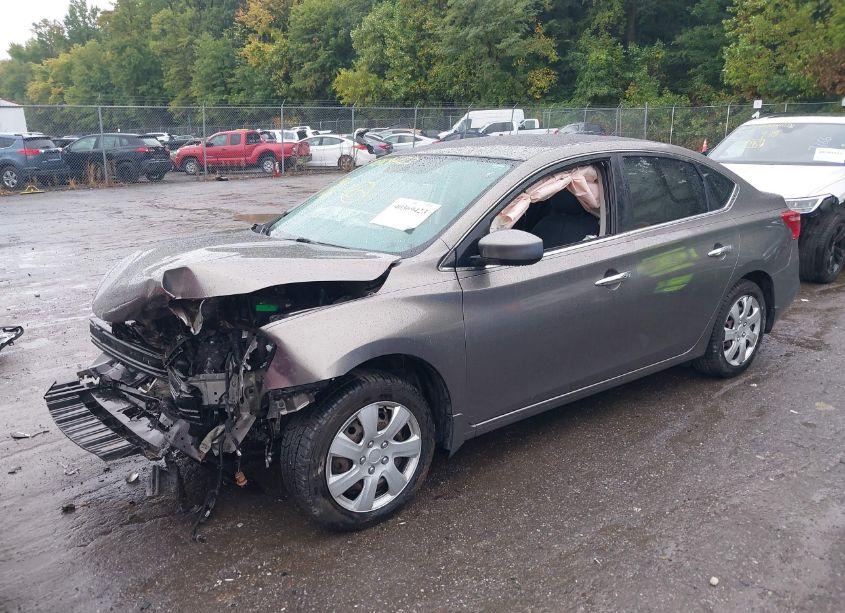 Photo 2 of 2016 Nissan Sentra SV (VIN 3N1AB7AP2GY296094)