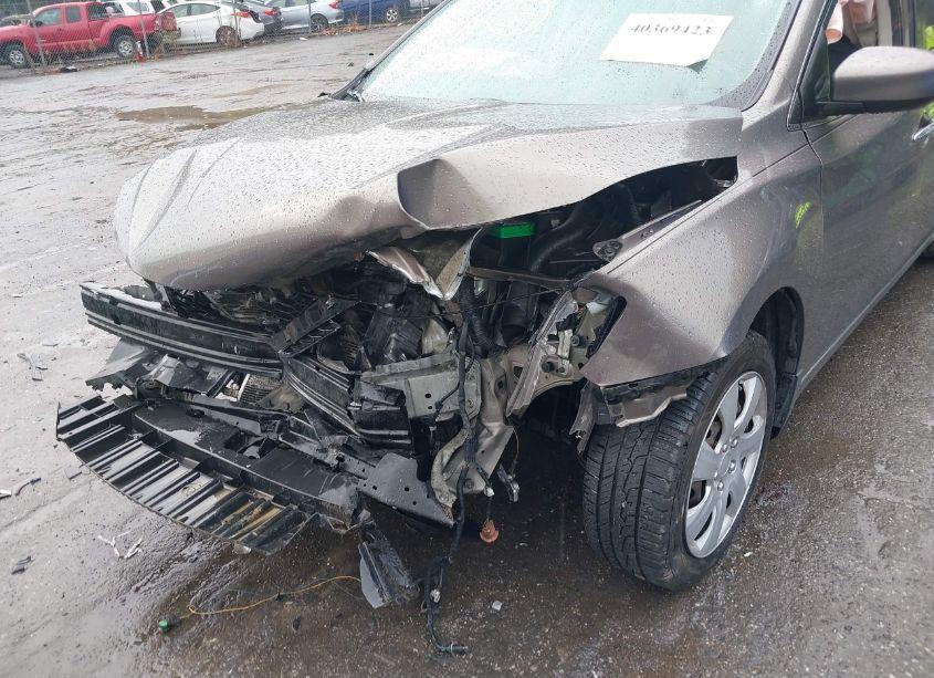 Photo 6 of 2016 Nissan Sentra SV (VIN 3N1AB7AP2GY296094)