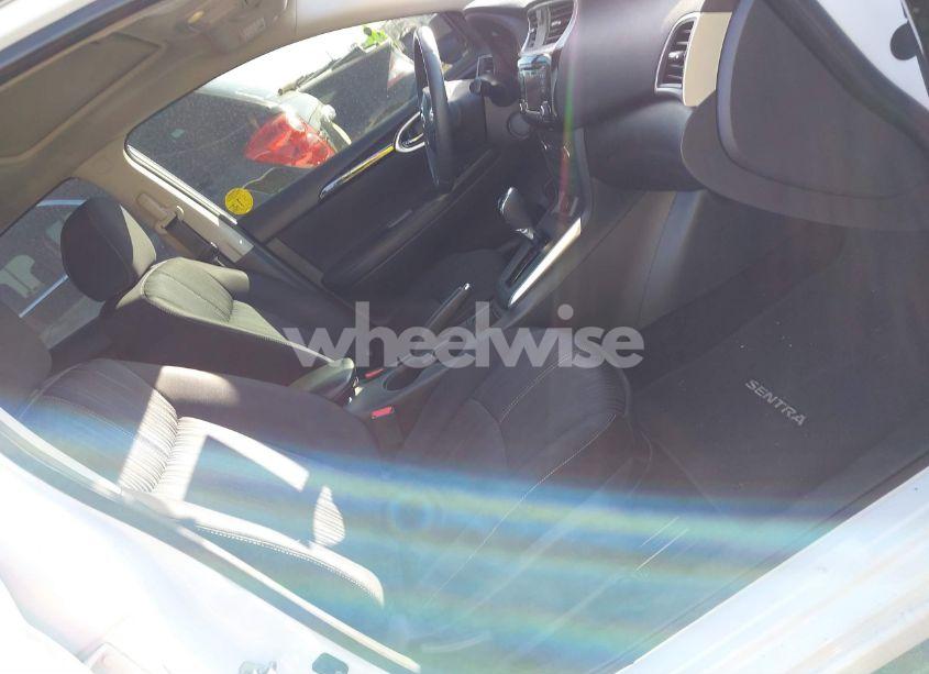 Photo 5 of 2016 Nissan Sentra SV (VIN 3N1AB7AP2GY322449)