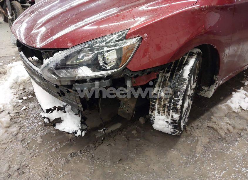 Photo 6 of 2016 Nissan Sentra SL (VIN 3N1AB7AP2GY327490)