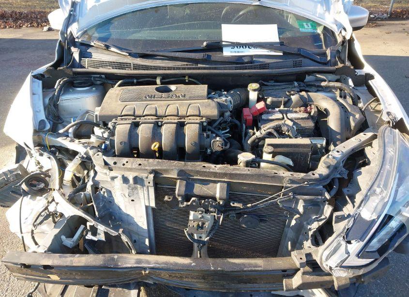 Photo 10 of 2016 Nissan Sentra S (VIN 3N1AB7AP2GY332656)