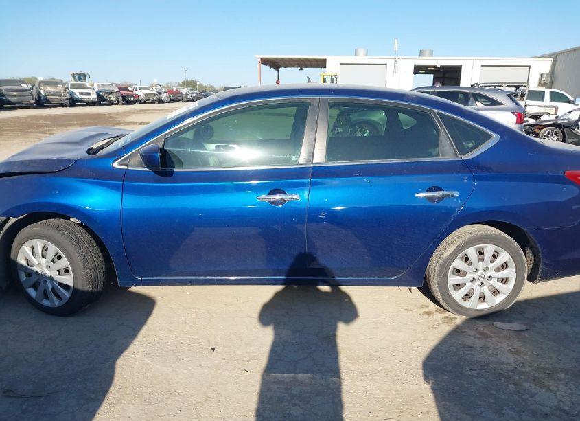 Photo 15 of 2016 Nissan Sentra S (VIN 3N1AB7AP2GY336593)