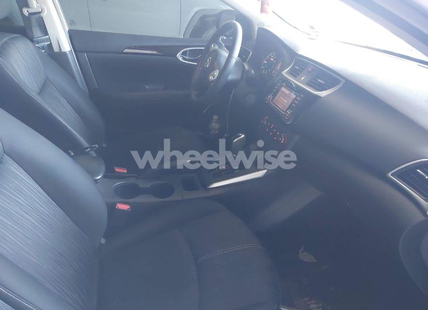 Photo 5 of 2017 Nissan Sentra SV (VIN 3N1AB7AP2HL640702)