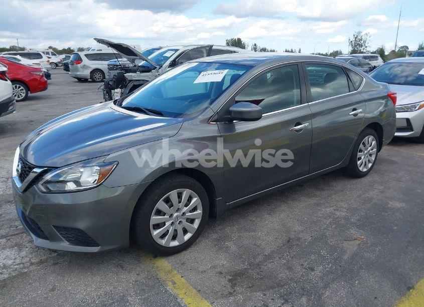 Photo 2 of 2017 Nissan Sentra SV (VIN 3N1AB7AP2HL659525)