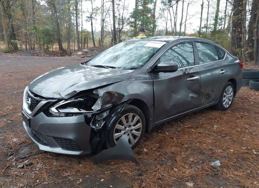 Photo 2 of 2017 Nissan Sentra SV (VIN 3N1AB7AP2HL660383)