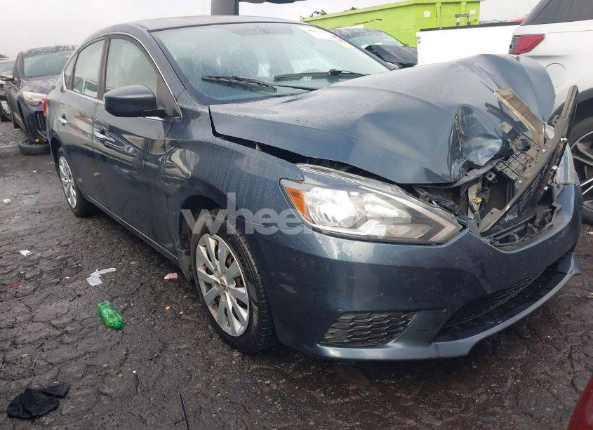 2017 Nissan Sentra SV (VIN 3N1AB7AP2HL667835) main photo