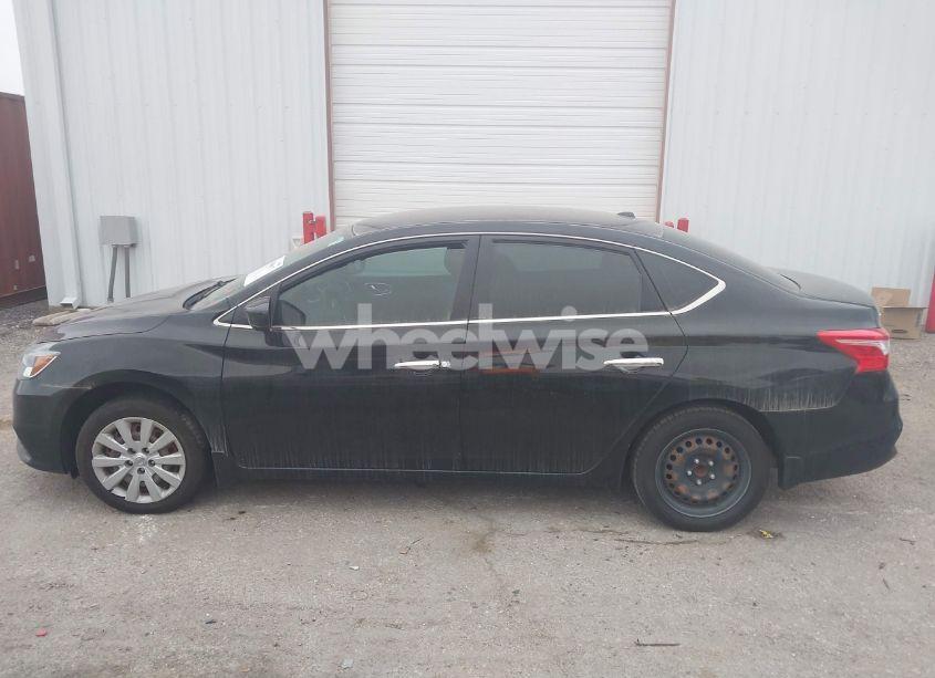 Photo 14 of 2017 Nissan Sentra SV (VIN 3N1AB7AP2HL711302)