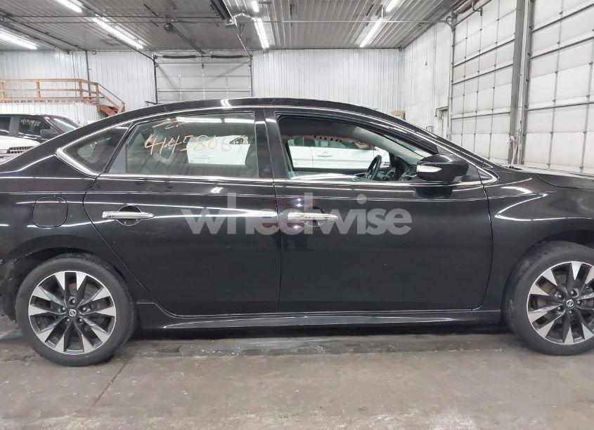 Photo 13 of 2017 Nissan Sentra SR (VIN 3N1AB7AP2HY212356)