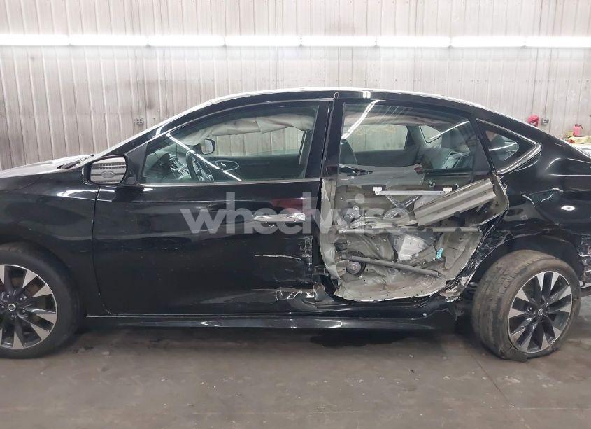 Photo 14 of 2017 Nissan Sentra SR (VIN 3N1AB7AP2HY212356)