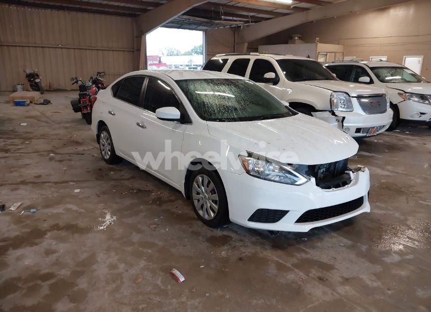 2017 Nissan Sentra SV (VIN 3N1AB7AP2HY215953) main photo