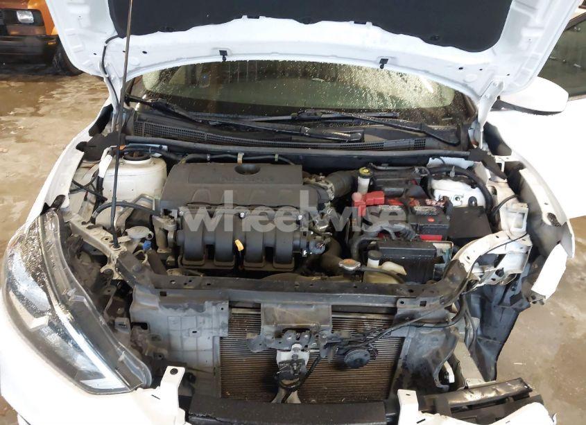 Photo 10 of 2017 Nissan Sentra SV (VIN 3N1AB7AP2HY215953)