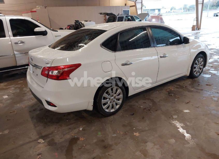 Photo 4 of 2017 Nissan Sentra SV (VIN 3N1AB7AP2HY215953)