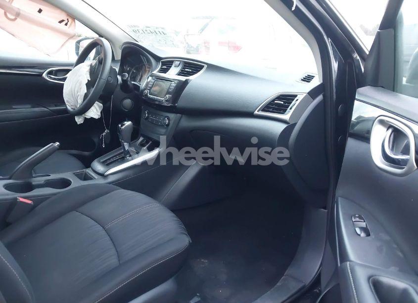 Photo 5 of 2017 Nissan Sentra SV (VIN 3N1AB7AP2HY220036)