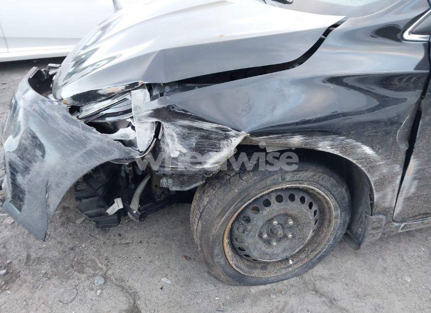 Photo 6 of 2017 Nissan Sentra SV (VIN 3N1AB7AP2HY220036)