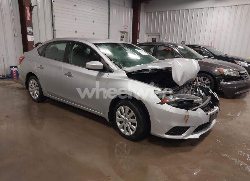 2017 Nissan Sentra SV (VIN 3N1AB7AP2HY221316) main photo