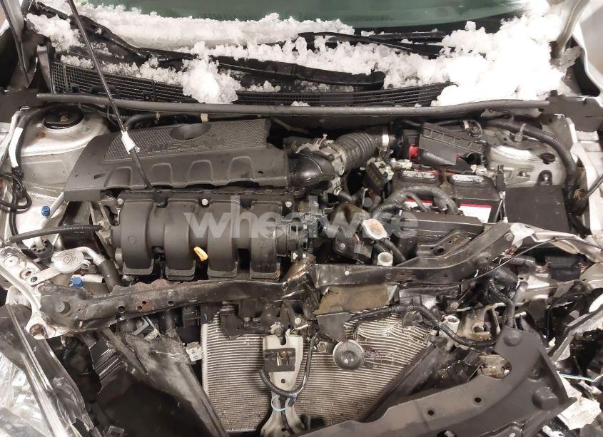 Photo 10 of 2017 Nissan Sentra SV (VIN 3N1AB7AP2HY221316)