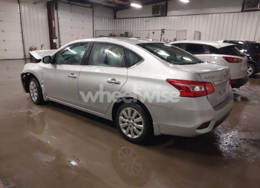 Photo 3 of 2017 Nissan Sentra SV (VIN 3N1AB7AP2HY221316)