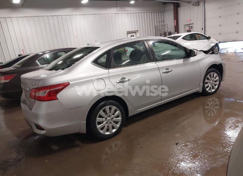 Photo 4 of 2017 Nissan Sentra SV (VIN 3N1AB7AP2HY221316)