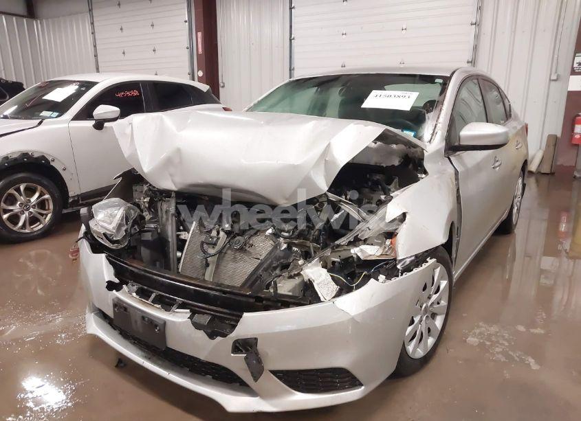 Photo 6 of 2017 Nissan Sentra SV (VIN 3N1AB7AP2HY221316)