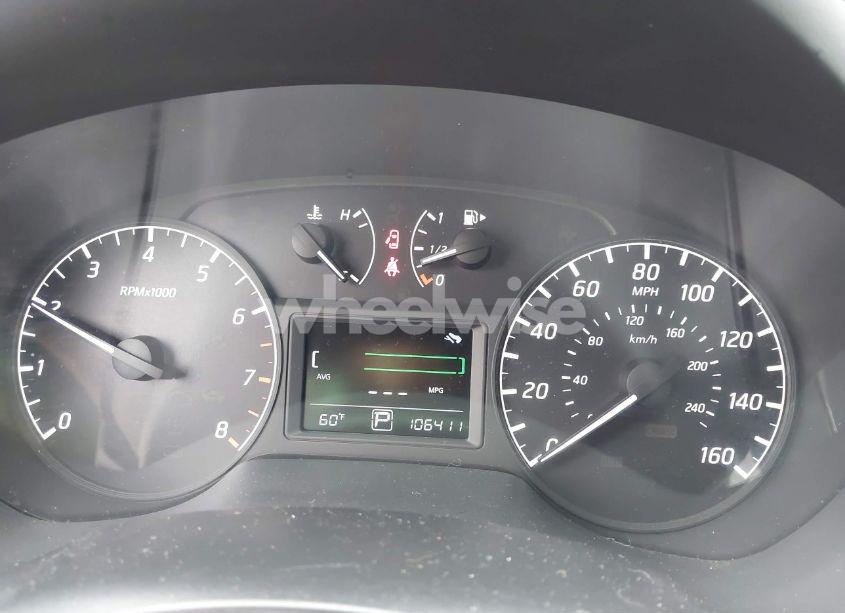 Photo 7 of 2017 Nissan Sentra S (VIN 3N1AB7AP2HY227424)