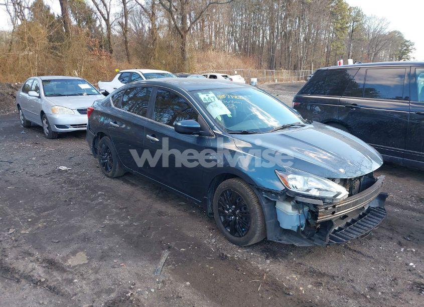 2017 Nissan Sentra SV (VIN 3N1AB7AP2HY229108) main photo