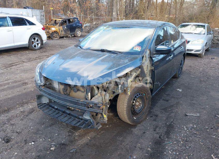 Photo 6 of 2017 Nissan Sentra SV (VIN 3N1AB7AP2HY229108)