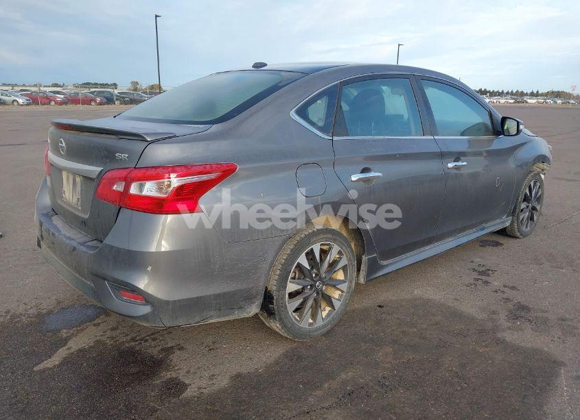 Photo 4 of 2017 Nissan Sentra SR (VIN 3N1AB7AP2HY234874)