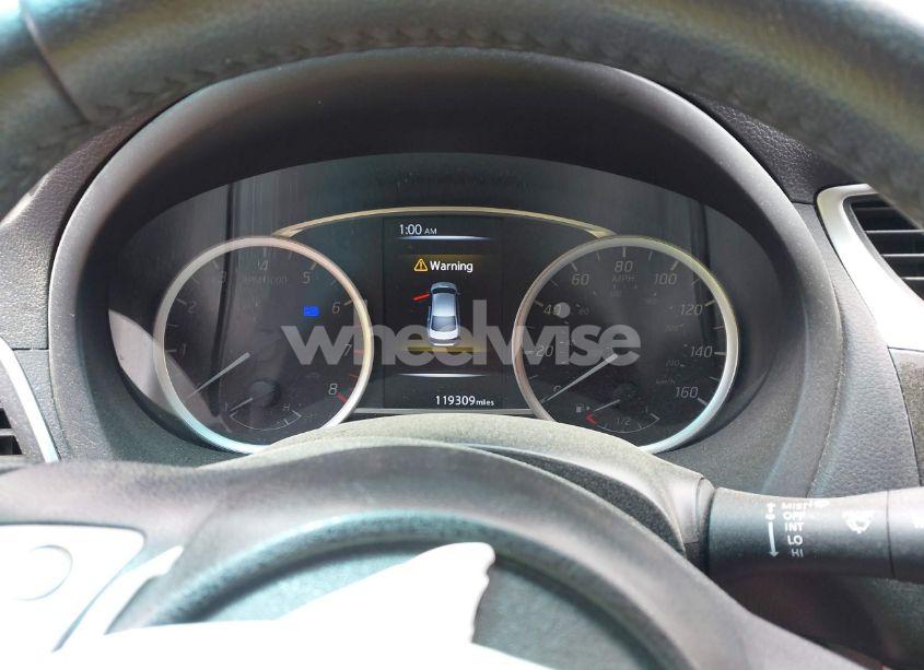 Photo 7 of 2017 Nissan Sentra SR (VIN 3N1AB7AP2HY246653)