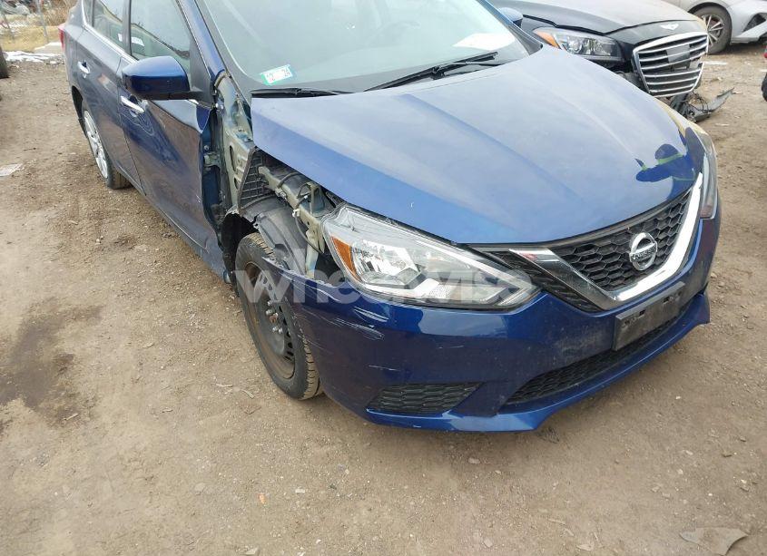 2017 Nissan Sentra S (VIN 3N1AB7AP2HY267079) main photo