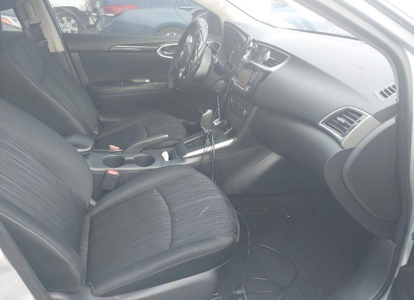 Photo 5 of 2017 Nissan Sentra SV (VIN 3N1AB7AP2HY274324)