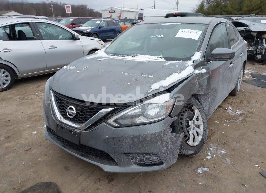 Photo 2 of 2017 Nissan Sentra SV (VIN 3N1AB7AP2HY274548)