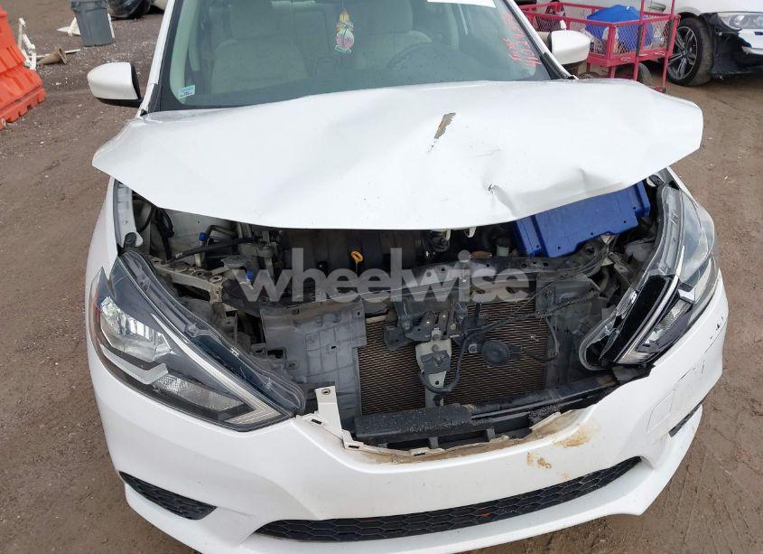 Photo 6 of 2017 Nissan Sentra SV (VIN 3N1AB7AP2HY289454)