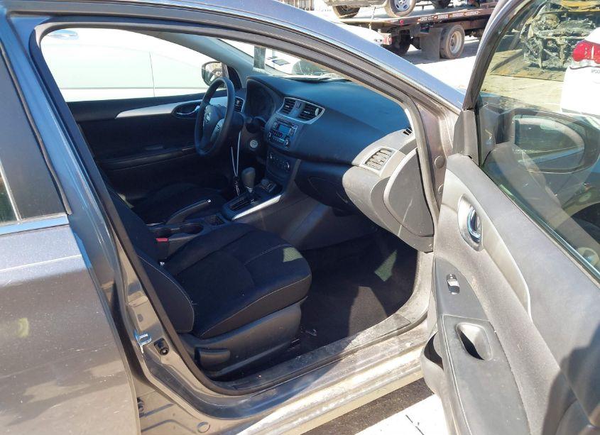 Photo 5 of 2017 Nissan Sentra S (VIN 3N1AB7AP2HY289955)