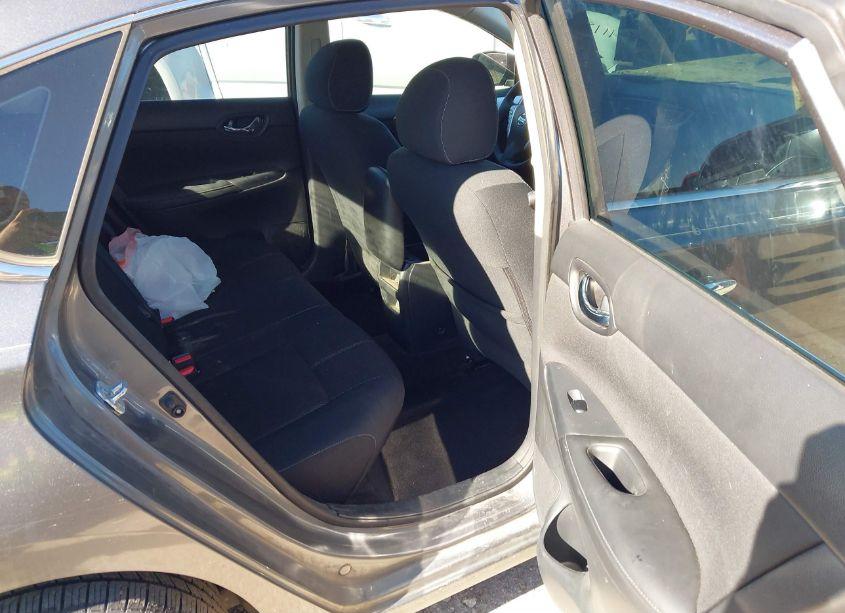 Photo 8 of 2017 Nissan Sentra S (VIN 3N1AB7AP2HY289955)