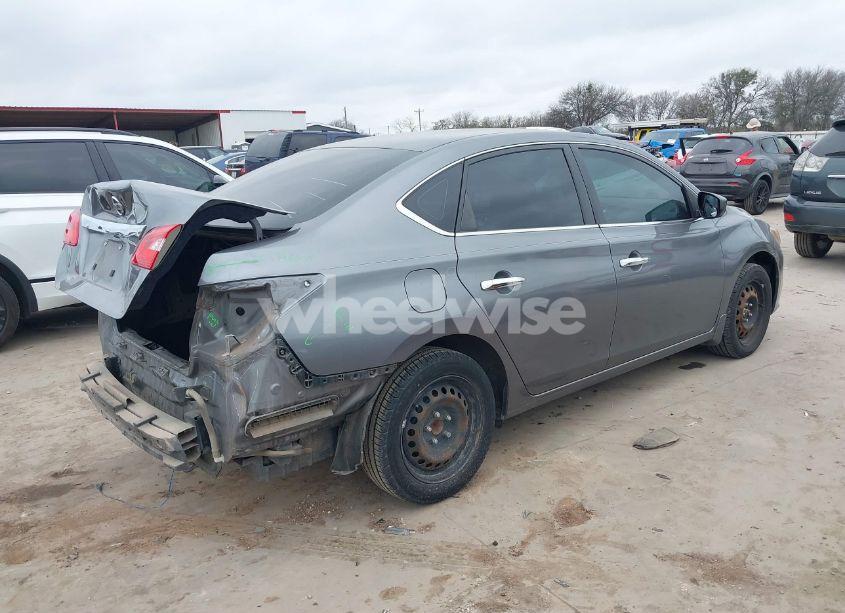 Photo 4 of 2017 Nissan Sentra S (VIN 3N1AB7AP2HY293035)