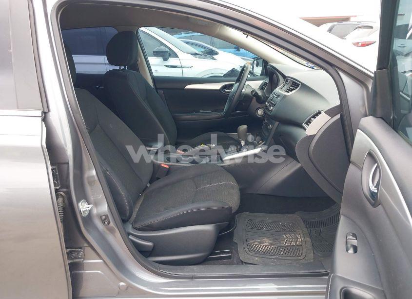 Photo 5 of 2017 Nissan Sentra S (VIN 3N1AB7AP2HY293035)