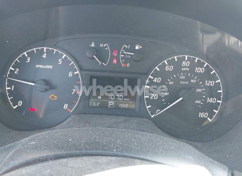 Photo 7 of 2017 Nissan Sentra S (VIN 3N1AB7AP2HY296341)