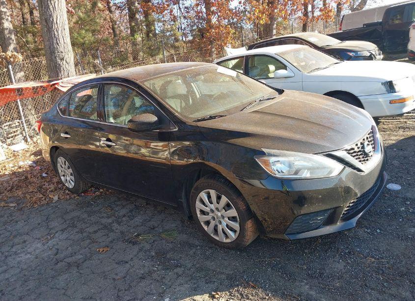 2017 Nissan Sentra S (VIN 3N1AB7AP2HY302283) main photo