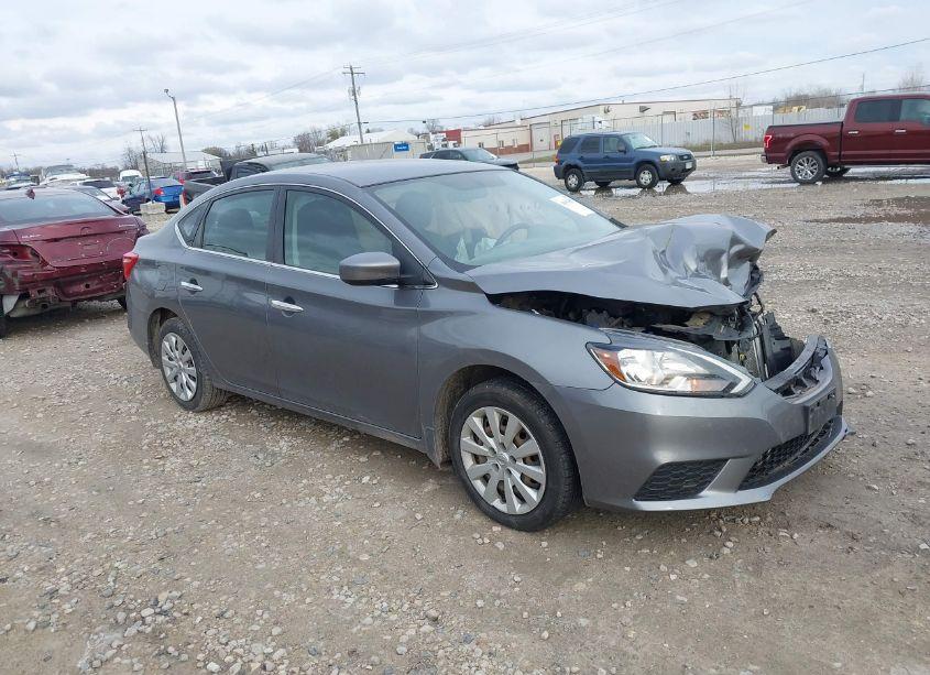 2017 Nissan Sentra S (VIN 3N1AB7AP2HY302784) main photo