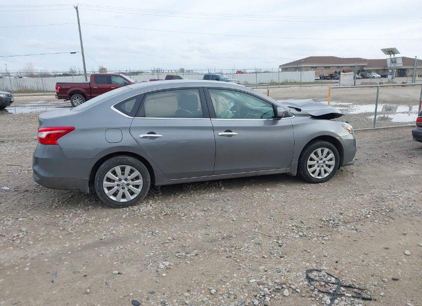 Photo 13 of 2017 Nissan Sentra S (VIN 3N1AB7AP2HY302784)