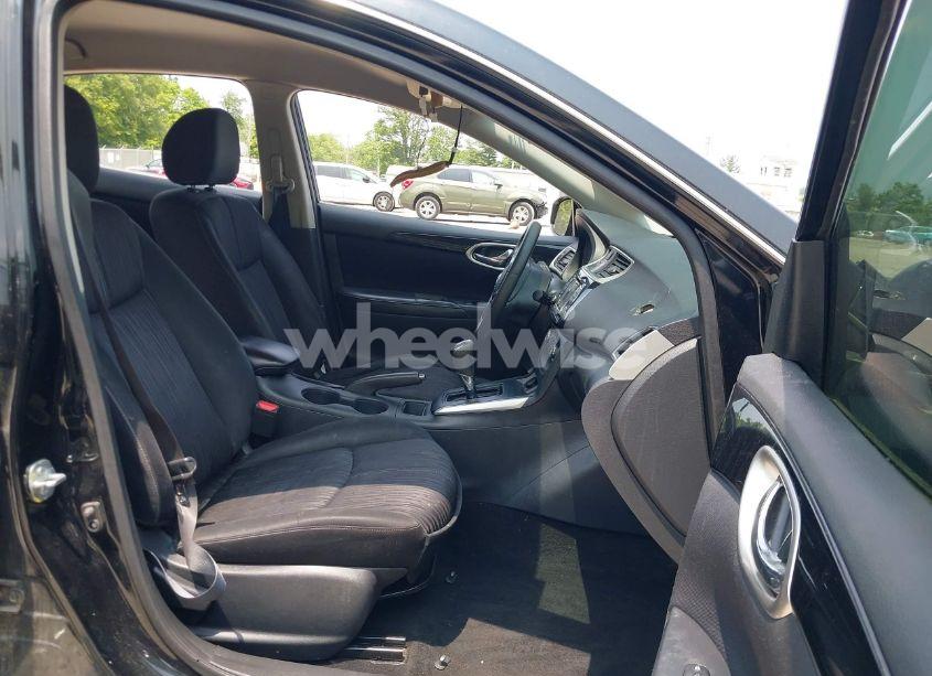 Photo 5 of 2017 Nissan Sentra SV (VIN 3N1AB7AP2HY310075)