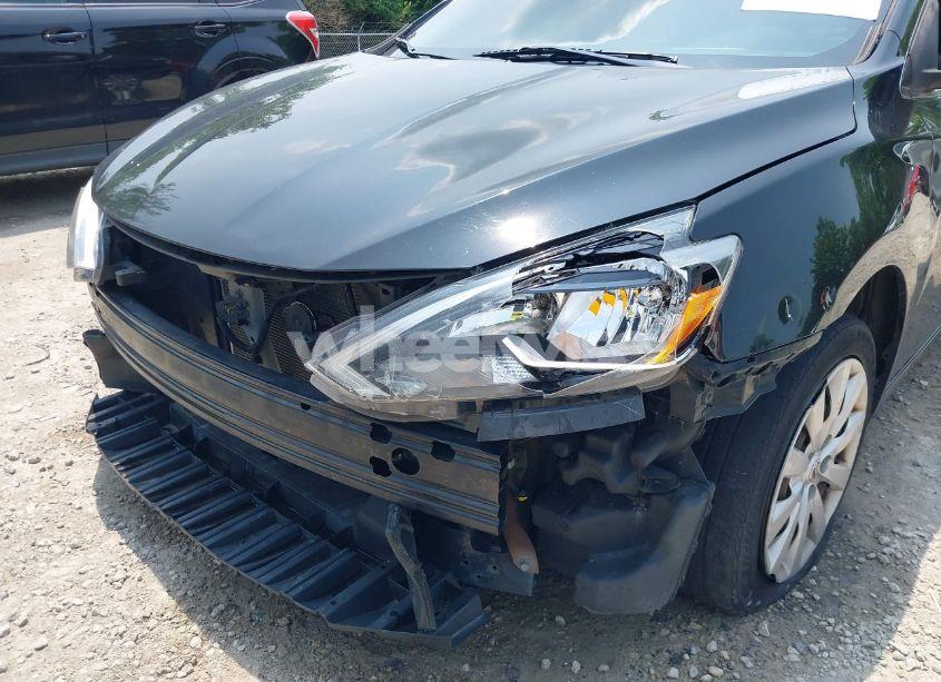 Photo 6 of 2017 Nissan Sentra SV (VIN 3N1AB7AP2HY310075)