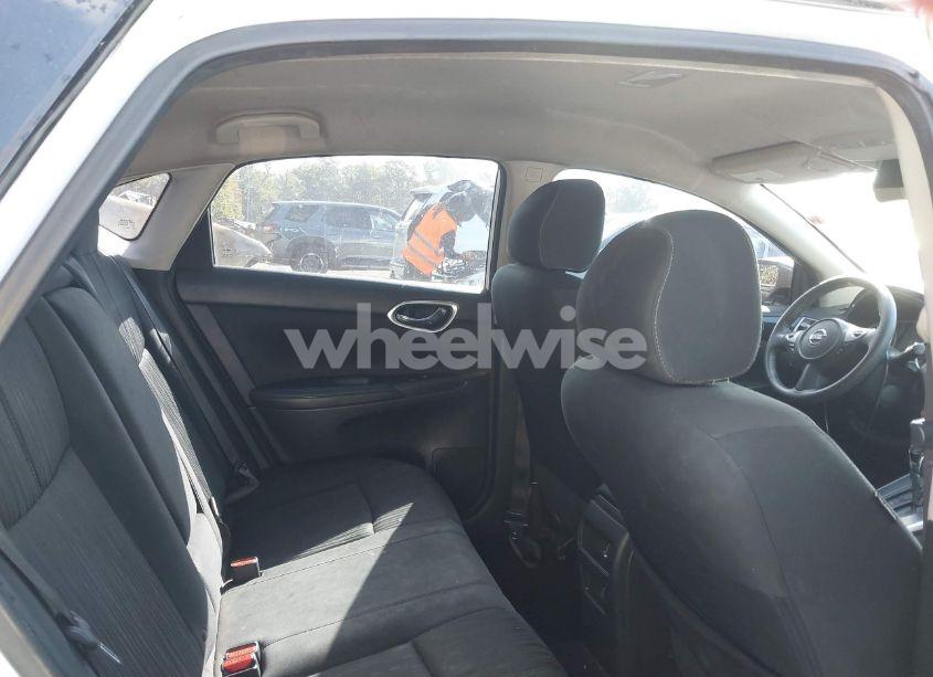 Photo 8 of 2017 Nissan Sentra SV (VIN 3N1AB7AP2HY312537)