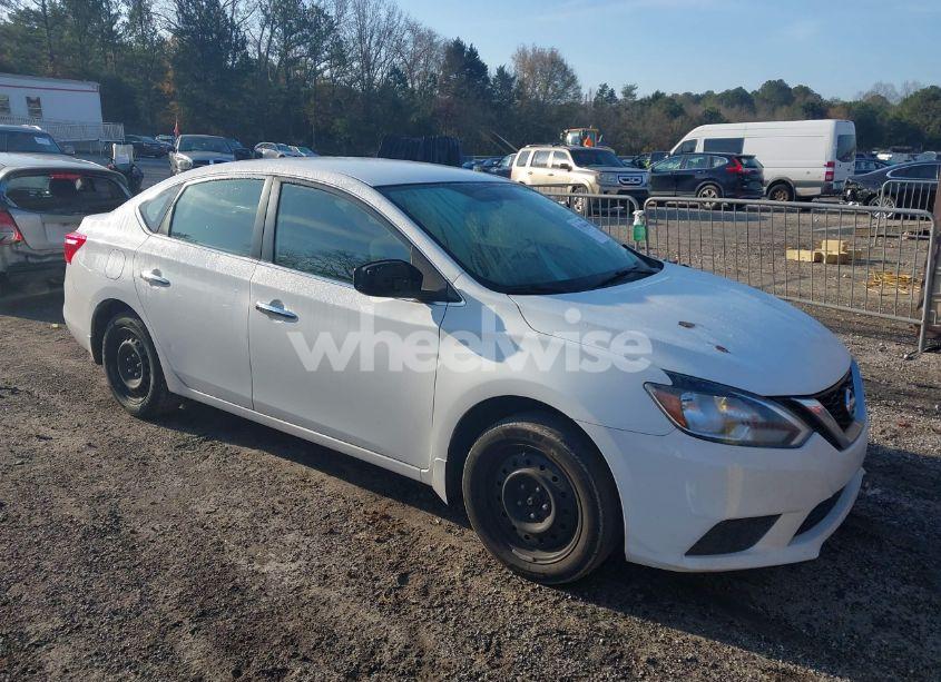 2017 Nissan Sentra S (VIN 3N1AB7AP2HY332514) main photo